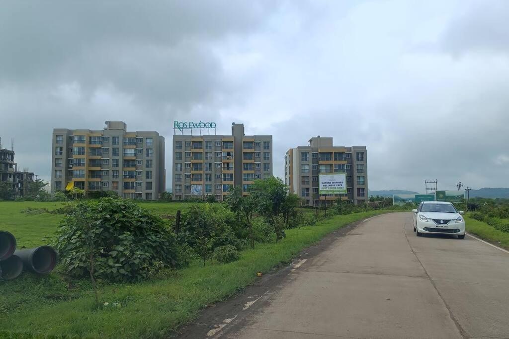 Cozy Near Bhavali Dam *